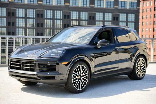 2025 Porsche Cayenne S