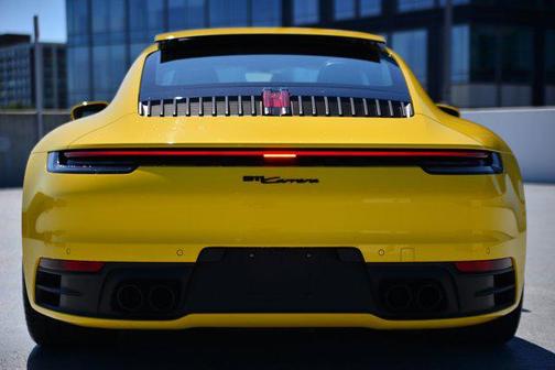 2024 Porsche 911 Carrera