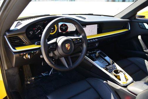 2024 Porsche 911 Carrera