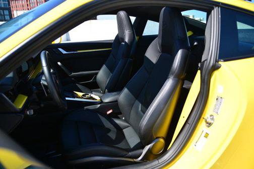2024 Porsche 911 Carrera