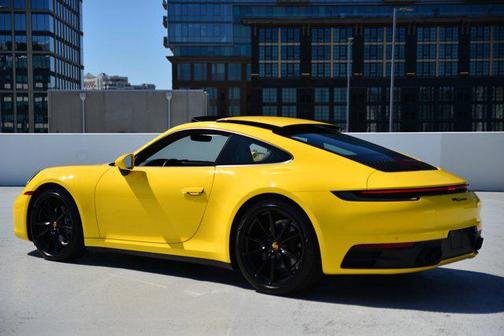 2024 Porsche 911 Carrera