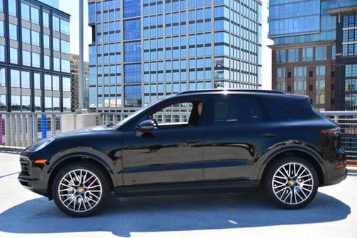 2023 Porsche Cayenne AWD
