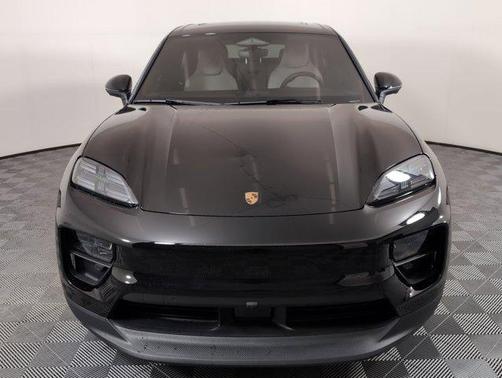 2024 Porsche Macan 4