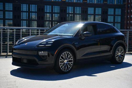2024 Porsche Macan 4