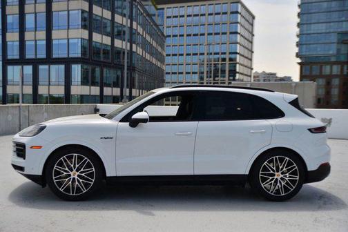2025 Porsche Cayenne E-Hybrid