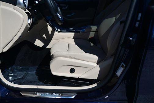 2021 Mercedes-Benz GLC 300 4MATIC