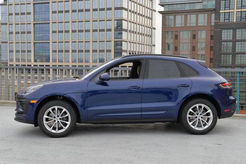 2026 Porsche Macan AWD