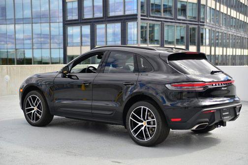 2026 Porsche Macan AWD