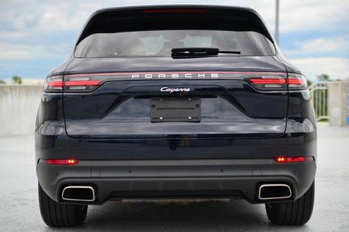 2022 Porsche Cayenne AWD