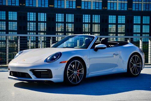 2024 Porsche 911 Carrera 4S Cabriolet