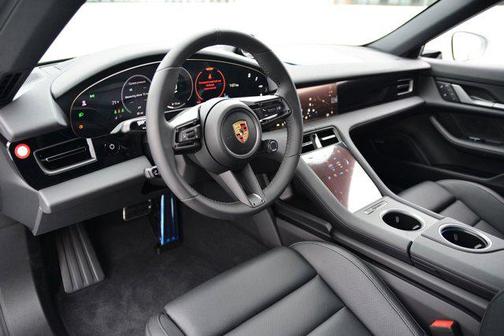 2025 Porsche Taycan RWD