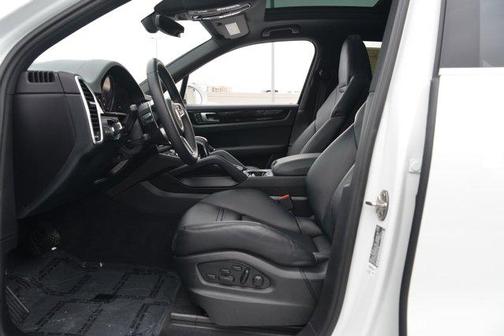 2023 Porsche Cayenne Cayenne