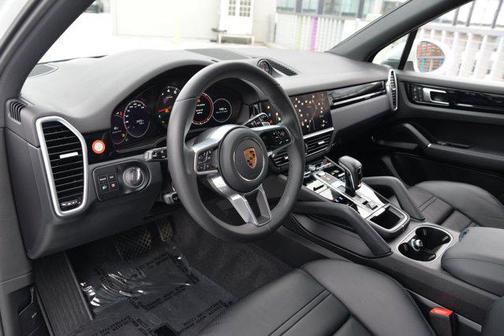 2023 Porsche Cayenne Cayenne