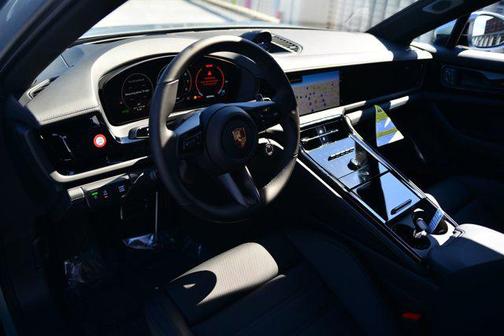 2026 Porsche Panamera GTS