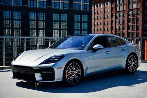 2026 Porsche Panamera GTS