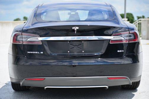 2015 Tesla Model S 85D