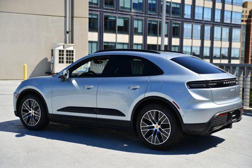 2025 Porsche Macan Electric