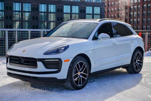 2025 Porsche Macan Base
