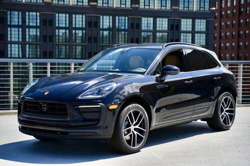 2025 Porsche Macan AWD