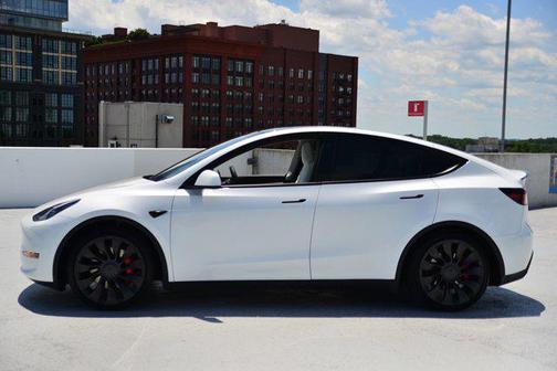 2022 Tesla Model Y Performance Dual Motor All-Wheel Drive