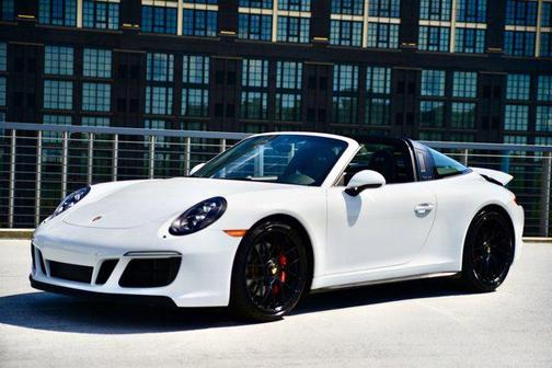 2018 Porsche 911 Targa 4 GTS