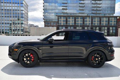 2026 Porsche Cayenne GTS