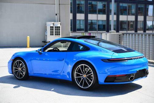 2023 Porsche 911 Carrera