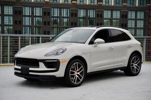 2022 Porsche Macan S