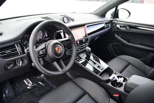 2025 Porsche Macan S