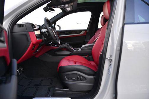 2026 Porsche Cayenne S