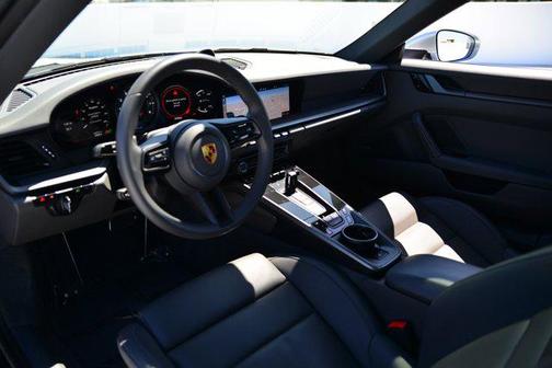 2021 Porsche 911 Carrera
