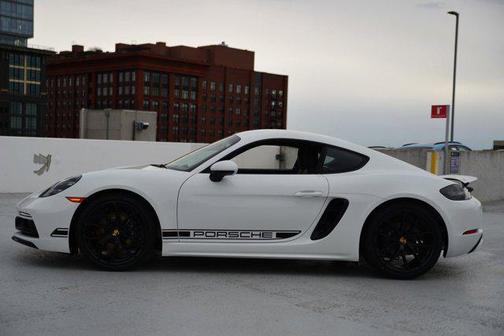 2025 Porsche 718 Cayman Style Edition