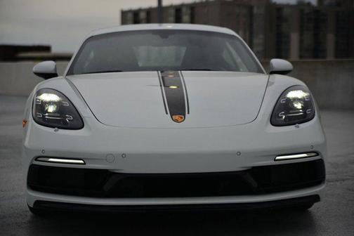 2025 Porsche 718 Cayman Style Edition
