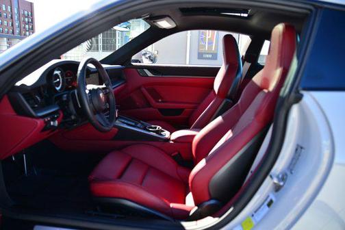 2024 Porsche 911 Carrera S