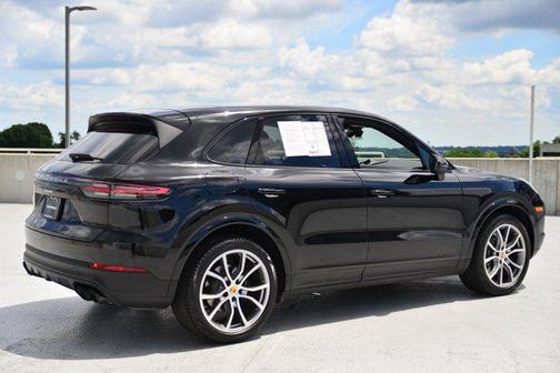 2023 Porsche Cayenne AWD