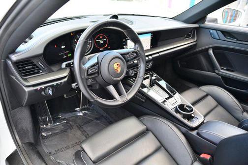 2023 Porsche 911 Carrera GTS