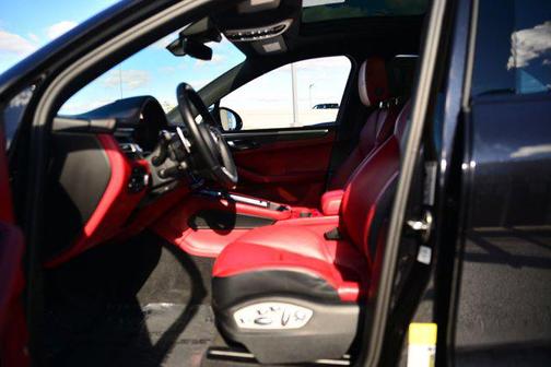 2023 Porsche Macan GTS