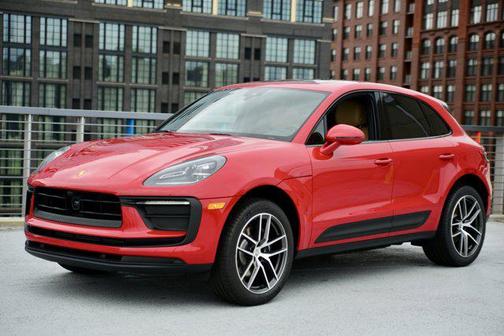2025 Porsche Macan Base