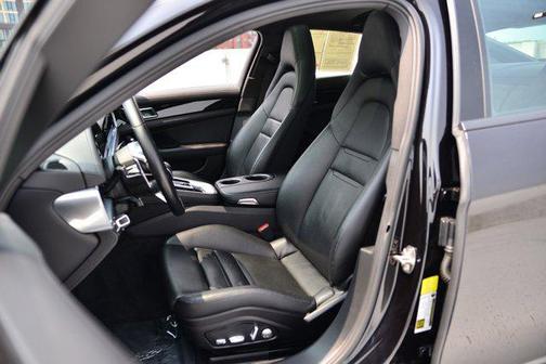 2018 Porsche Panamera E-Hybrid 4