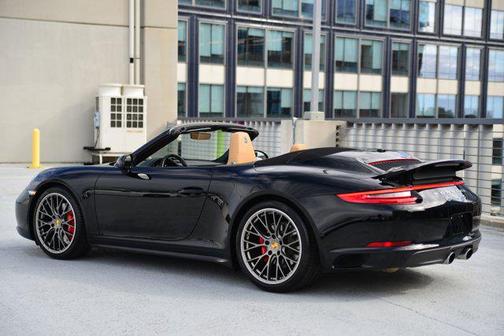 2018 Porsche 911 Carrera 4S Cabriolet