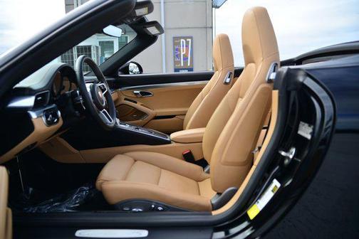 2018 Porsche 911 Carrera 4S Cabriolet