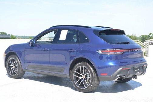 2024 Porsche Macan Base