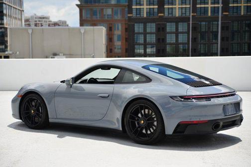 2024 Porsche 911 Carrera GTS