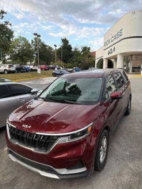 2024 Kia Carnival LX Seat Package