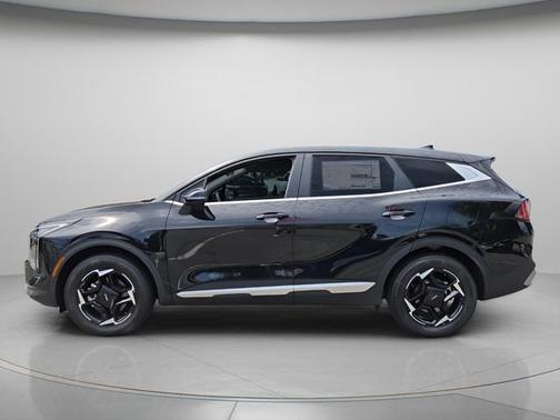 Ebony Black 2026 Kia Sportage EX