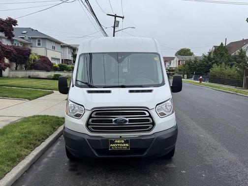 Oxford White 2018 Ford Transit-250 Base