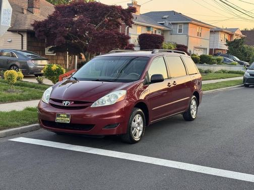 Salsa Red Pearl 2006 Toyota Sienna LE
