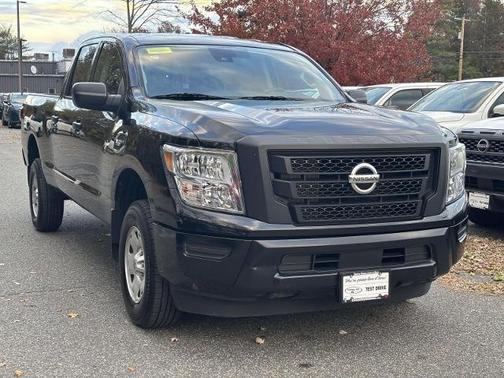 2022 Nissan Titan XD S