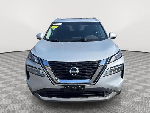 Brilliant Silver Metallic 2023 Nissan Rogue SV