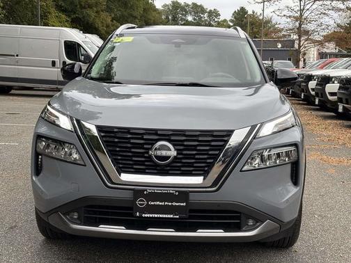 2022 Nissan Rogue SL